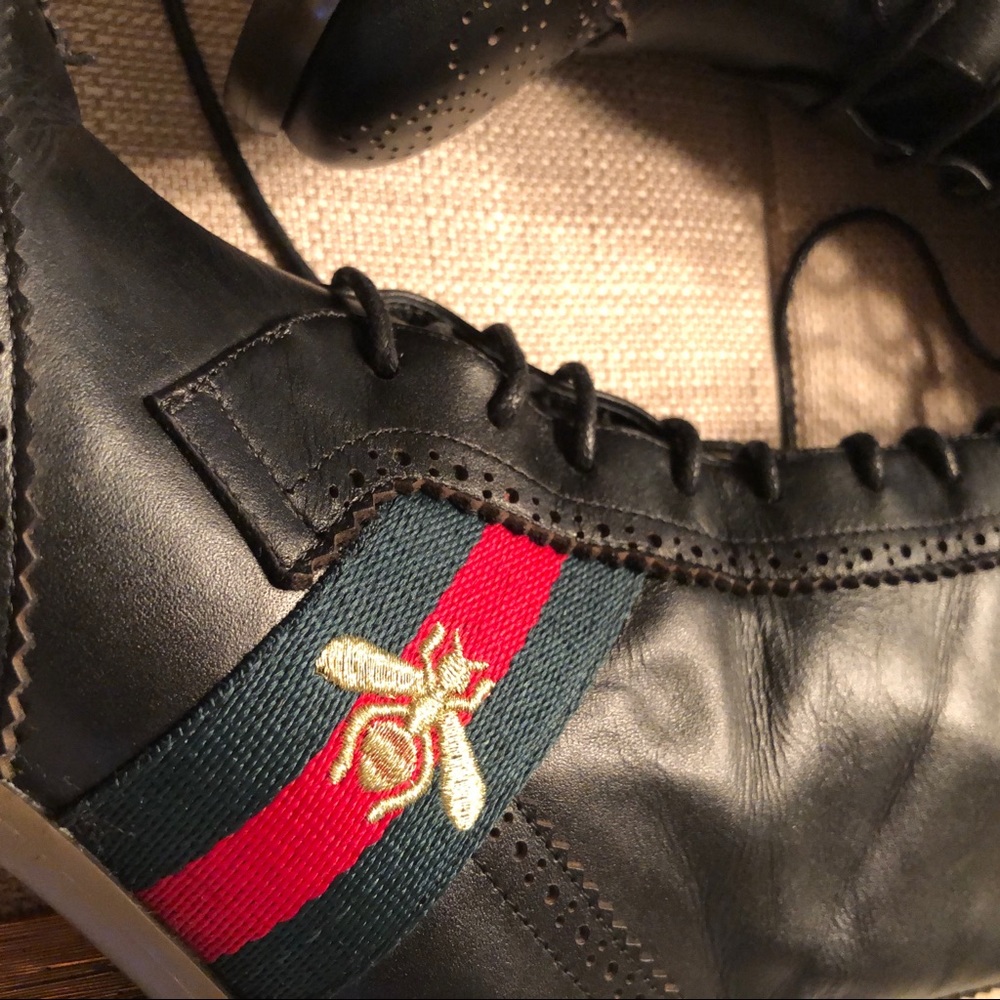 GUCCI Karen Lace Up Booties Black Bumblebee Boot - Picture 2 of 8